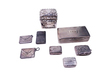 Lot 451 - Silver Snuff Box and Seven Silver items.