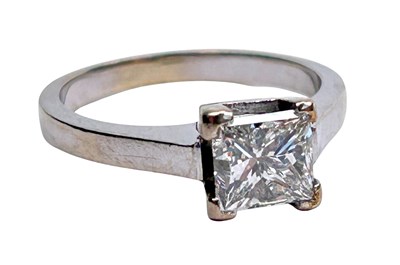 Lot 90 - Princess Cut Diamond Ring.