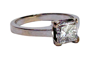 Lot 90 - Princess Cut Diamond Ring.
