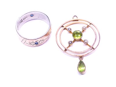 Lot 68 - 9ct Band & Peridot Pendant.