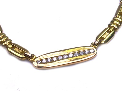 Lot 347 - Designer Link Gold Necklet.