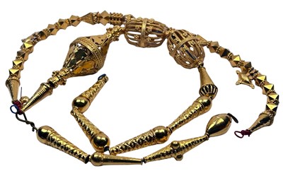 Lot 60 - Gold Necklet.