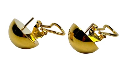Lot 49 - 18 ct Yellow Gold Domed Earrings.