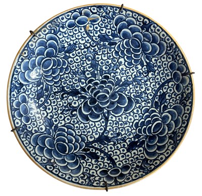 Lot 187 - A Blue & White Porcelain Charger Plate.