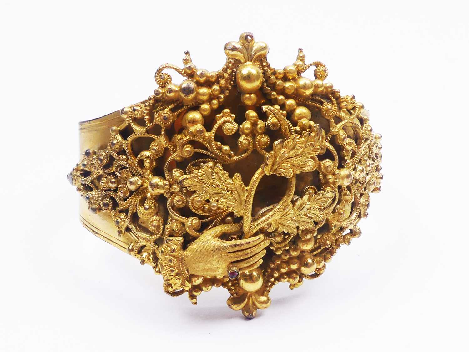 Lot 42 - Pinchbeck Bangle.