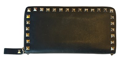 Lot 152 - Valentino Garavani Rockstud Purse.