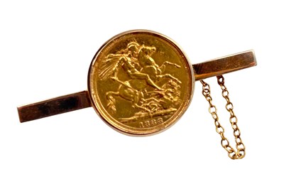 Lot 145 - A Full Sovereign Brooch.