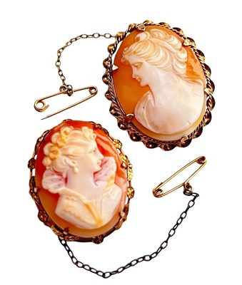 Lot 146 - 2 x Oval Shaped Cameos.