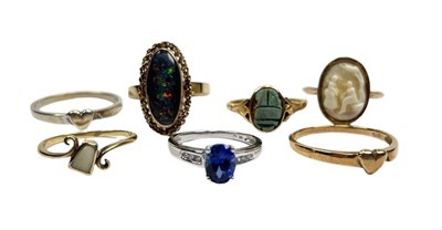 Lot 8 - Collection of Gold Jewellery.