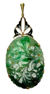 Lot 12 - Art Deco Style Jade Pendant.