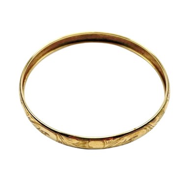 Lot 16 - 9ct Yellow Gold Hollow Bangle.