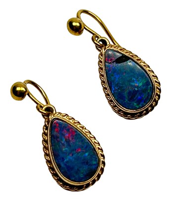Lot 97 - Drop Earrings.