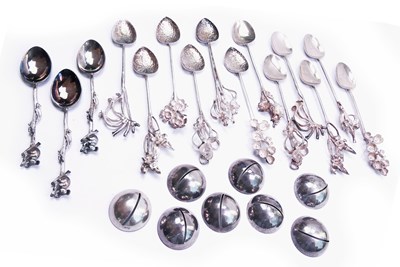 Lot 291 - Sterling Silver Tourist Items.