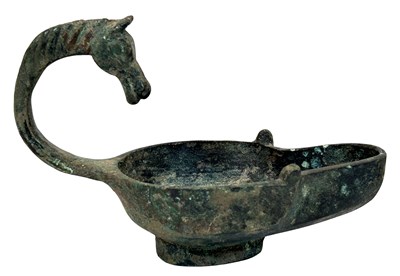 Lot 114 - Fine Roman Bronze Oil Lamp.