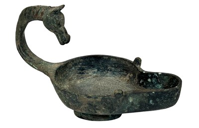 Lot 114 - Fine Roman Bronze Oil Lamp.