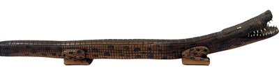 Lot 105 - Interesting Crocodile Themed Didgeridoo.