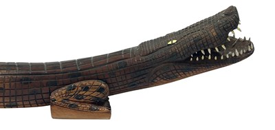 Lot 105 - Interesting Crocodile Themed Didgeridoo.