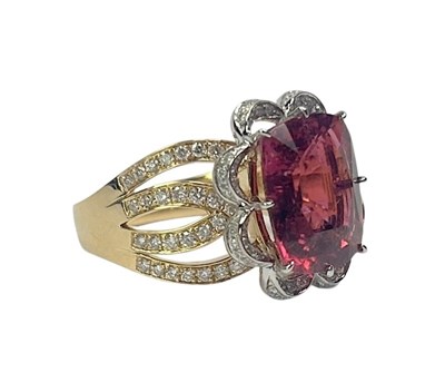 Lot 72 - Rubelite Ring.