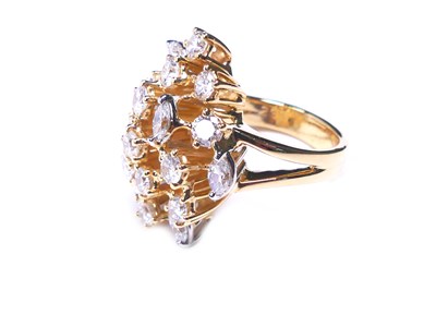 Lot 70 - Dazzling Diamond Cluster Ring.