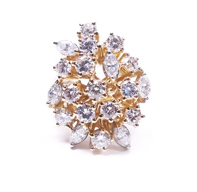Lot 70 - Dazzling Diamond Cluster Ring.