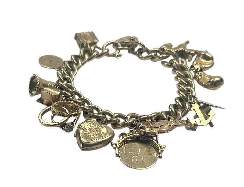 Lot 84 - Charm Bracelet.