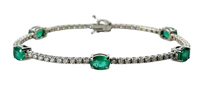 Lot 333 - Elegant Emerald Tennis Bracelet.