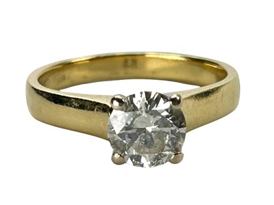 Lot 305 - Solitaire Diamond Ring.