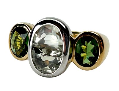 Lot 233 - 9ct Gold Dress Ring.