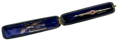 Lot 287 - Ruby Brooch.