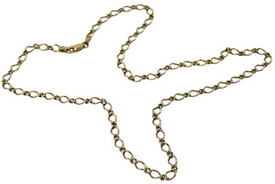 Lot 265 - Figaro link Chain.