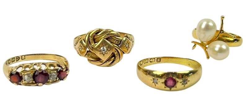 Lot 242 - Four Gold Rings.