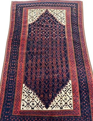 Lot 128 - Hand Knotted Wool Rug.