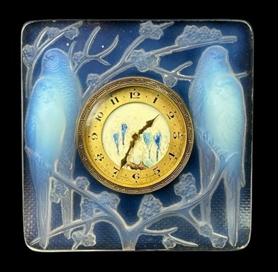 Lot 141 - Lalique Glass Desk Clock.