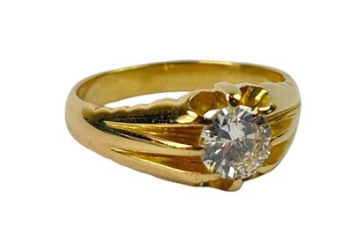 Lot 302 - 1.02CT Solitaire Diamond Ring.