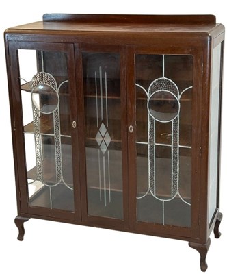 Lot 115 - Art Deco Style Display Cabinet.