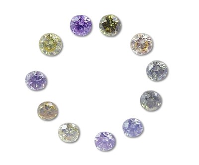 Lot 195 - Natural Fancy Coloured Diamonds.