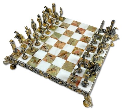 Lot 182 - A Giuseppe Vasari Chess Set.