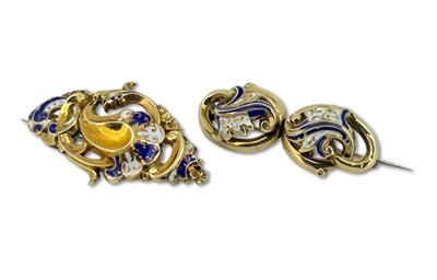 Lot 324 - Two Gold Broochs