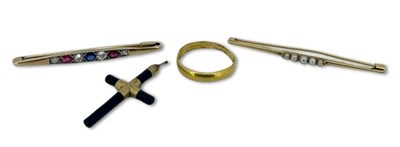 Lot 318 - Four Jewellery Items.