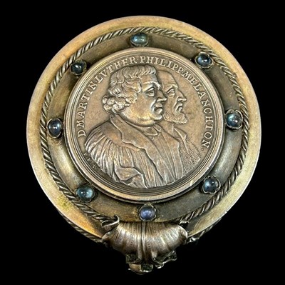 Lot 20 - Decorative Silver Snuff Box.