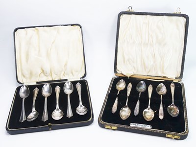 Lot 392 - Boxed Sterling Silver Spoons.