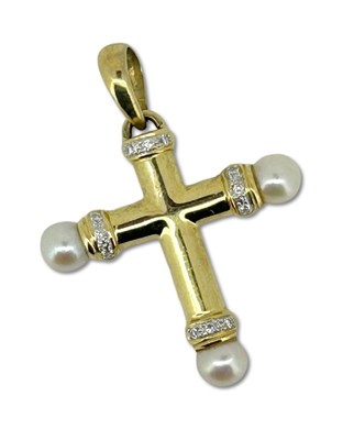 Lot 283 - Yellow Gold Cross.