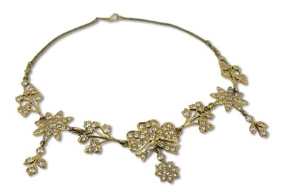 Lot 367 - 7.00CT Colourless Sapphire Necklace.