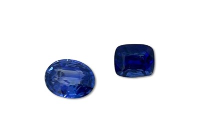 Lot 260 - Two Unset Sapphires With Gem Certificates.