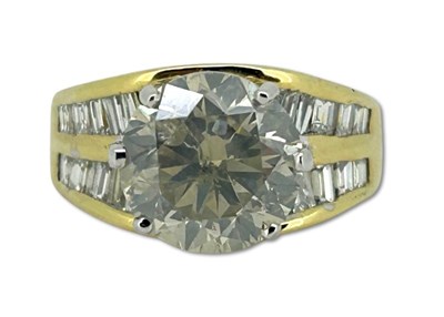 Lot 378 - Large Round Brilliant Cut Diamond.