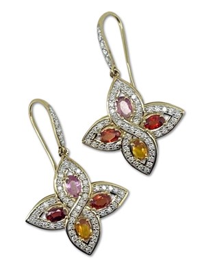 Lot 365 - Drop style 14ct Yellow Gold Earrings.