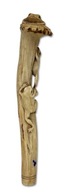 Lot 195 - Japanese Carved Horn/Bone Parasol Handle.