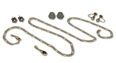 Lot 252 - Five 9ct Jewellery Items.