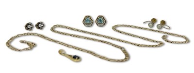 Lot 252 - Five 9ct Jewellery Items.