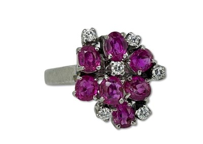 Lot 308 - A White Gold Ring.